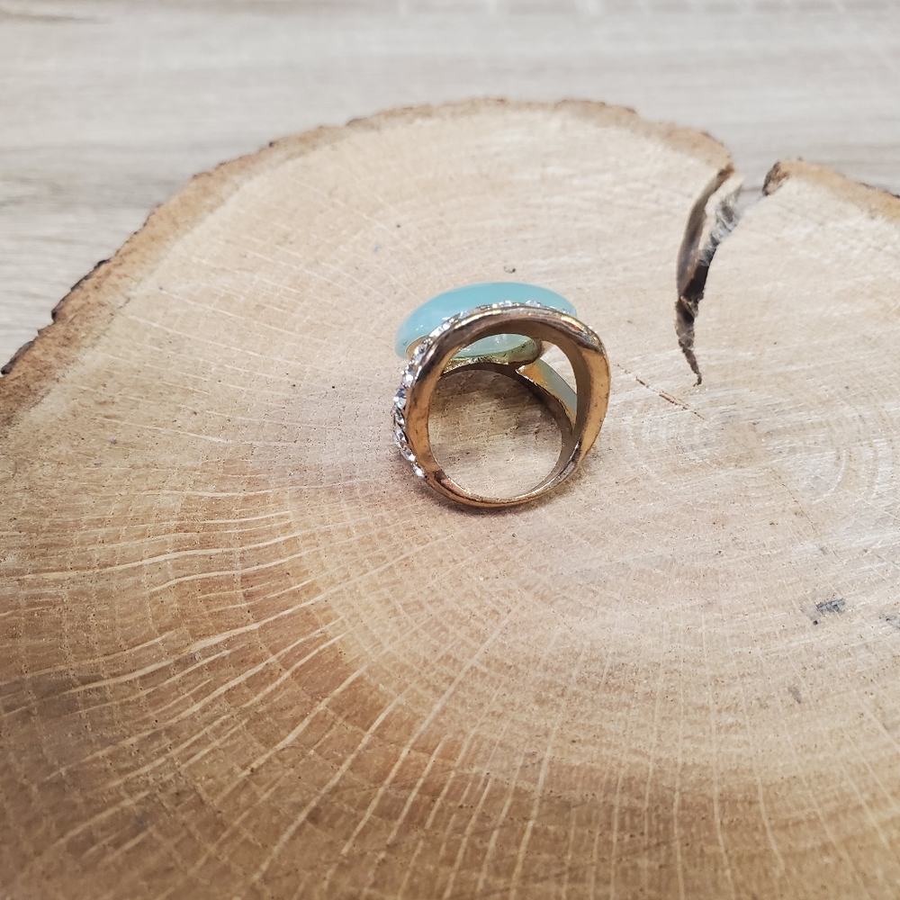 Ring - Picture 3 of 5